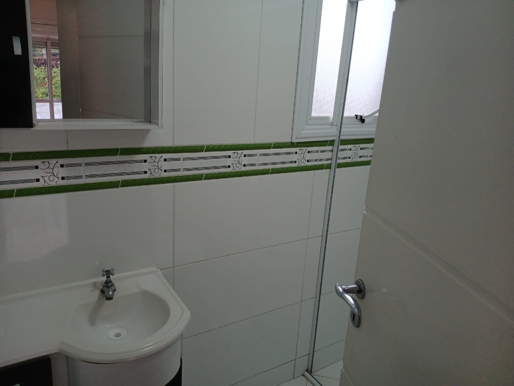APARTAMENTO COM 2 DORMITÓRIOS