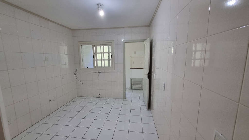 APARTAMENTO COM 2 DORMITÓRIOS