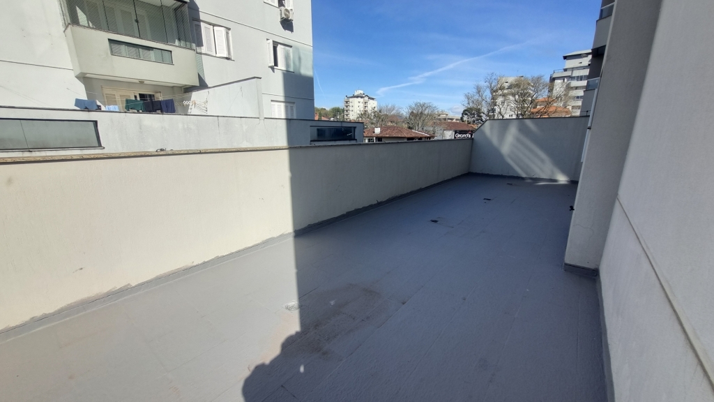 APARTAMENTO COM 2 DORMITÓRIOS