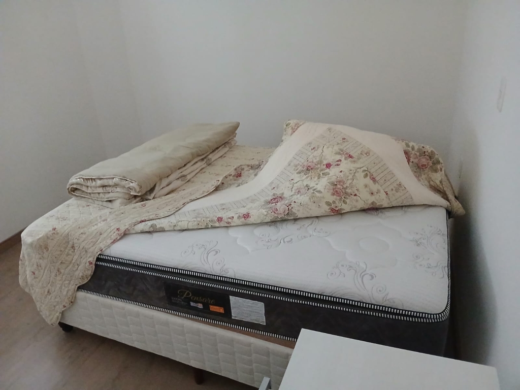 APARTAMENTO COM 3 DORMITÓRIOS