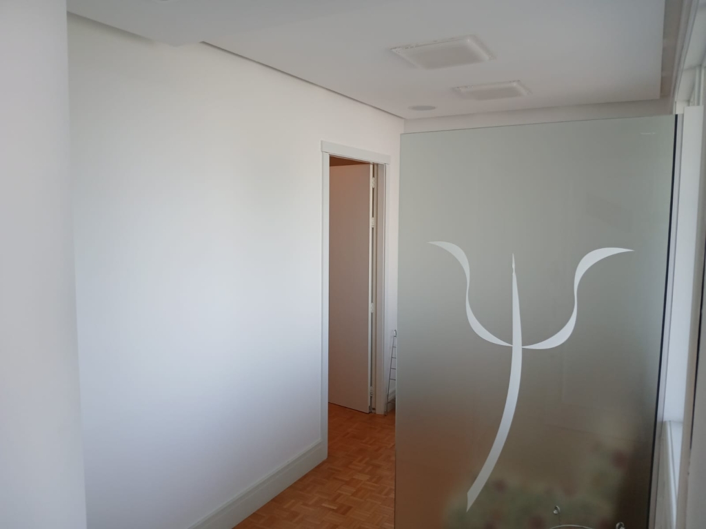 Consultório Mobiliado