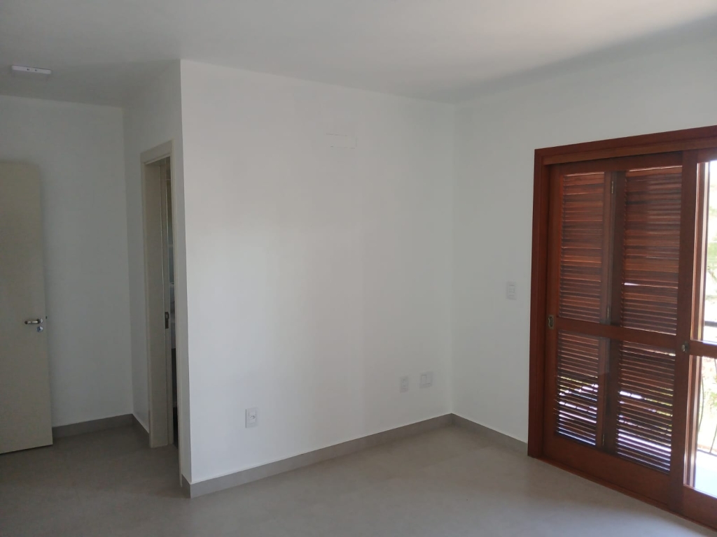 APARTAMENTO COM 3 DORMITÓRIOS