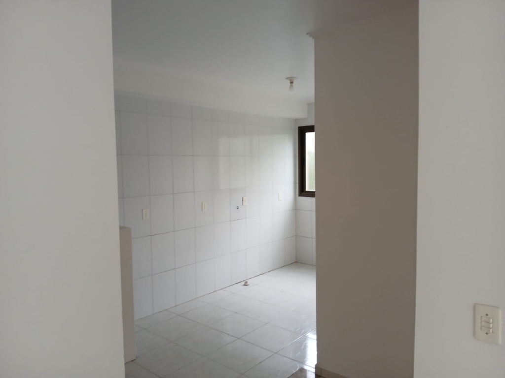 APARTAMENTO COM 1 DORMITÓRIO
