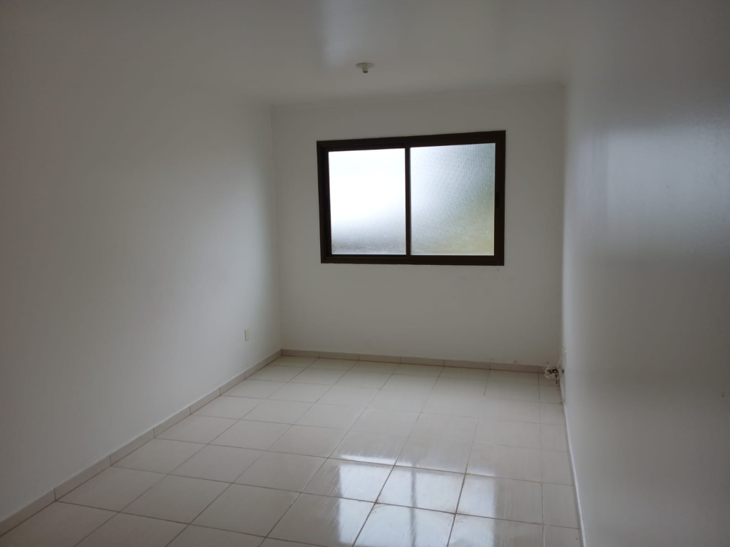 APARTAMENTO COM 1 DORMITÓRIO