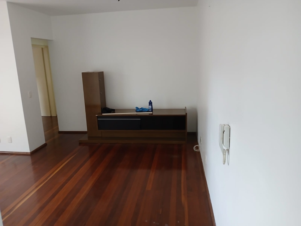 APARTAMENTO COM 2 DORMITÓRIOS