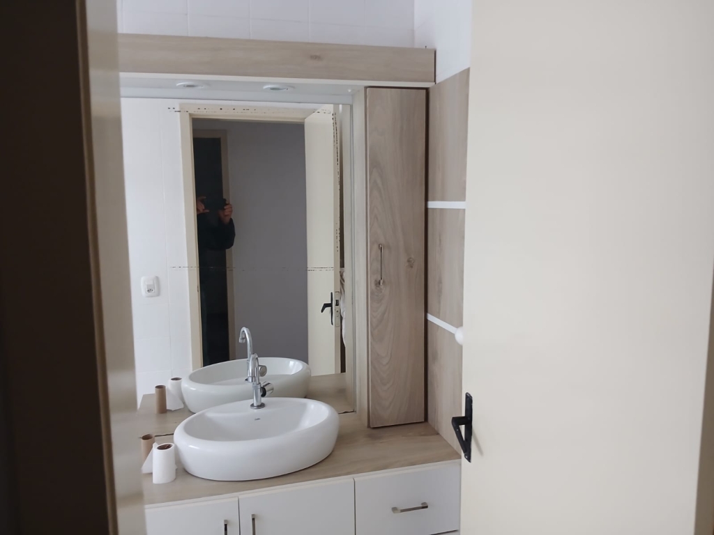 APARTAMENTO COM 2 DORMITÓRIOS