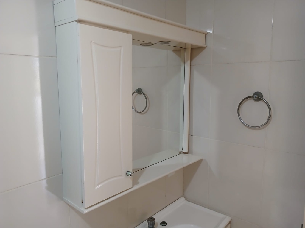 APARTAMENTO COM 1 DORMITÓRIO